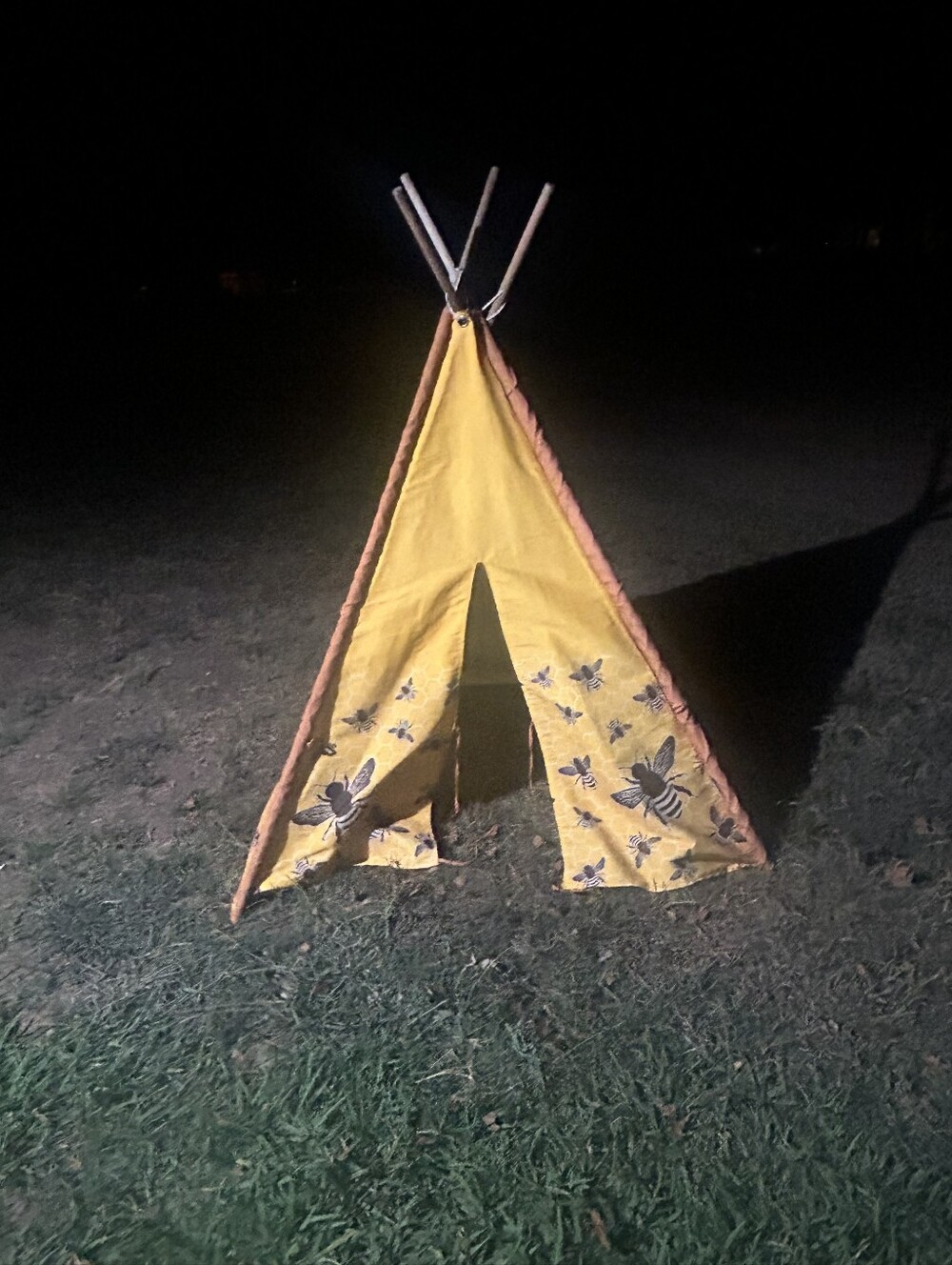 Yellow Bee Kids Teepee Play Tent - Unbranded